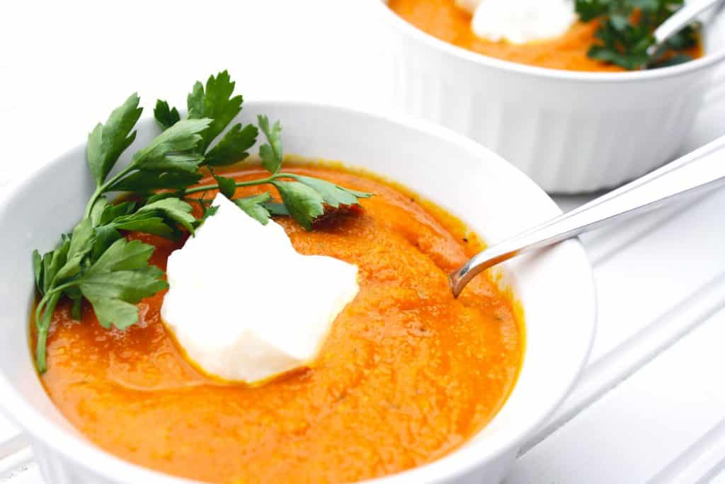 low-fodmap-anti-bloat-anti-inflammatory-healing-carrot-turmeric-ginger-soup