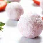 Strawberries-and-Cream-Fat-Bombs