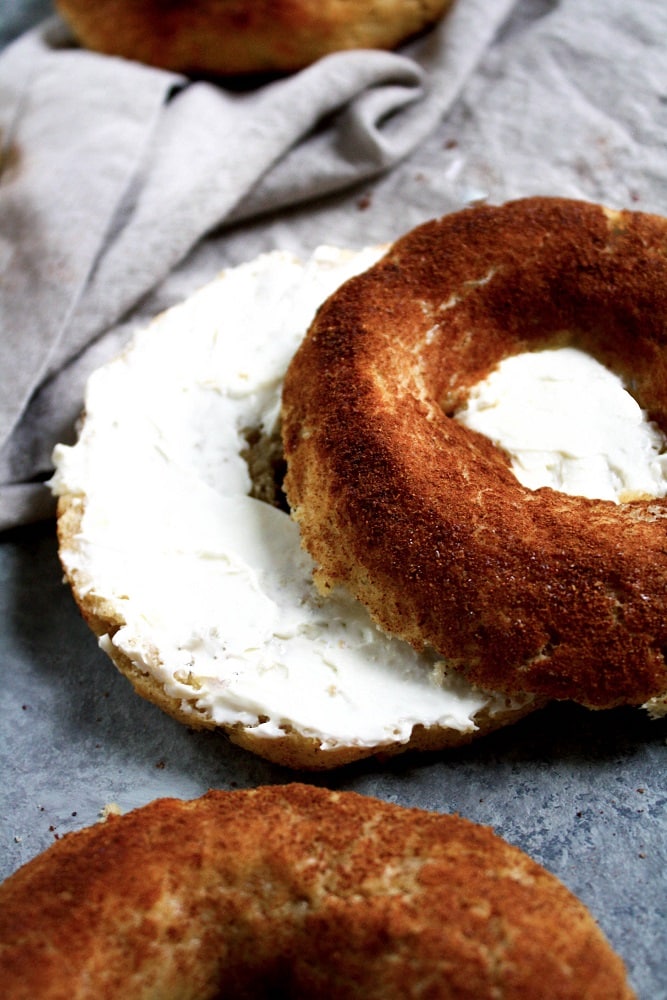 Low-Carb Cinnamon Sugar Bagels