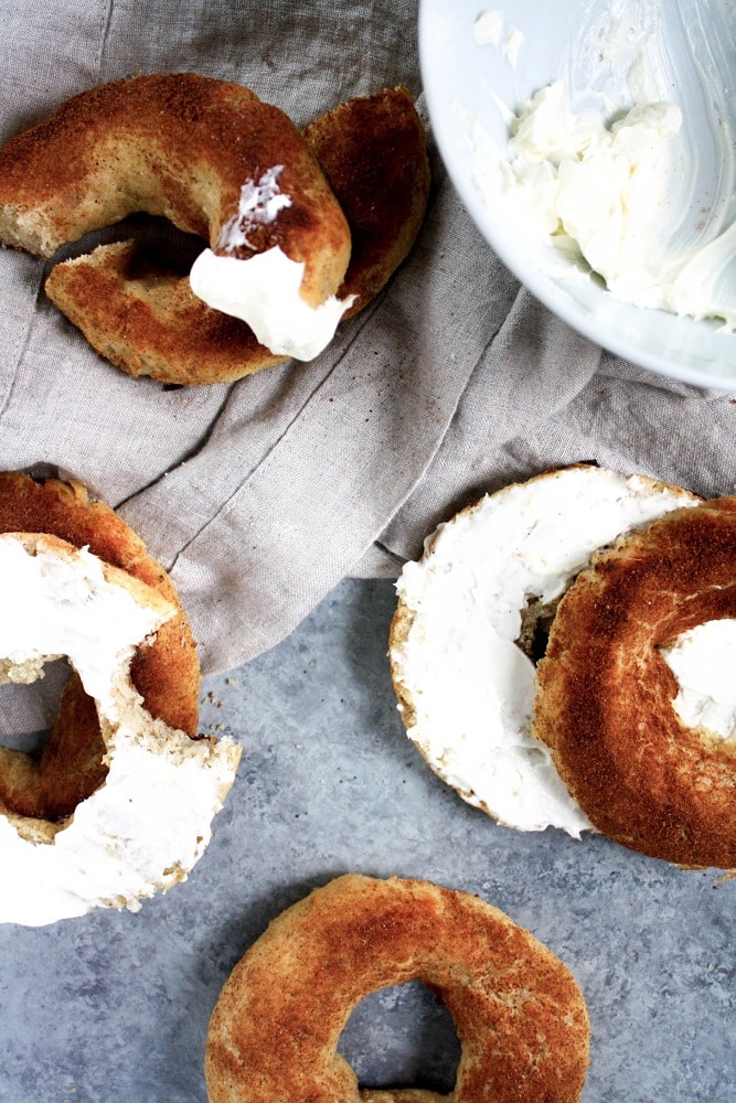 Low-Carb-Cinnamon-Sugar-Bagels