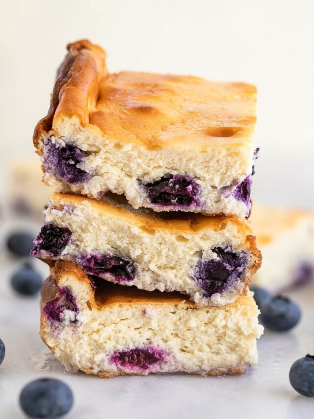 Low-Carb Blueberry Cheesecake Bars