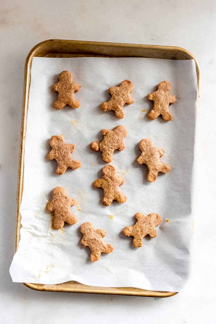 Keto Gingerbread Cookies