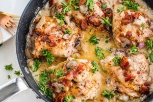 Creamy Mushroom & Bacon Chicken Skillet