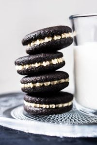 a stack of nice and crisp oreo cookies