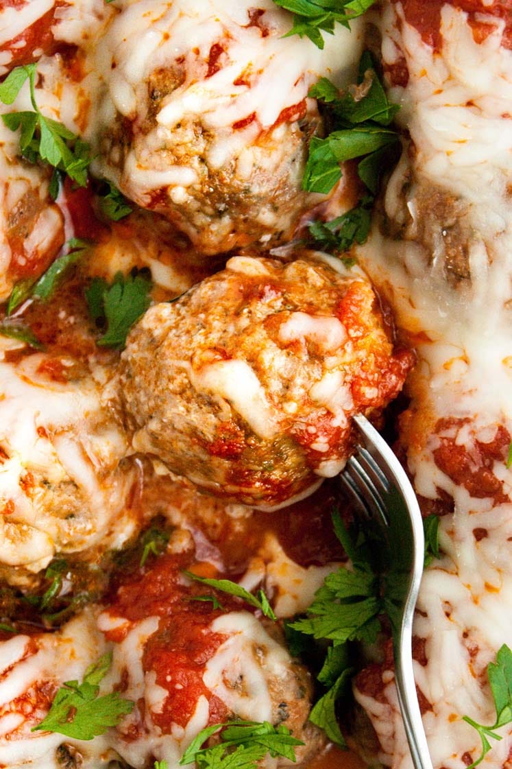 overhead-closeup-shot-of-italian-meatballs