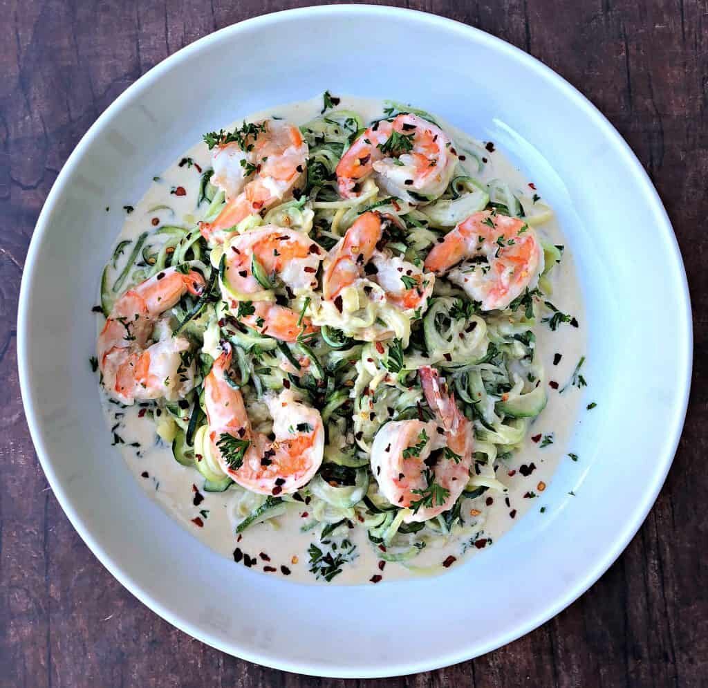 low-carb-zucchini-noodle-shrimp-alfredo