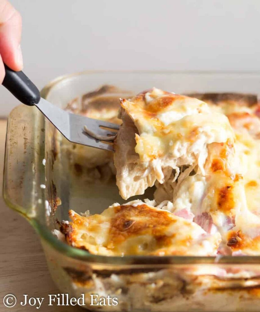 low-carb-chicken-cordon-bleu-casserole