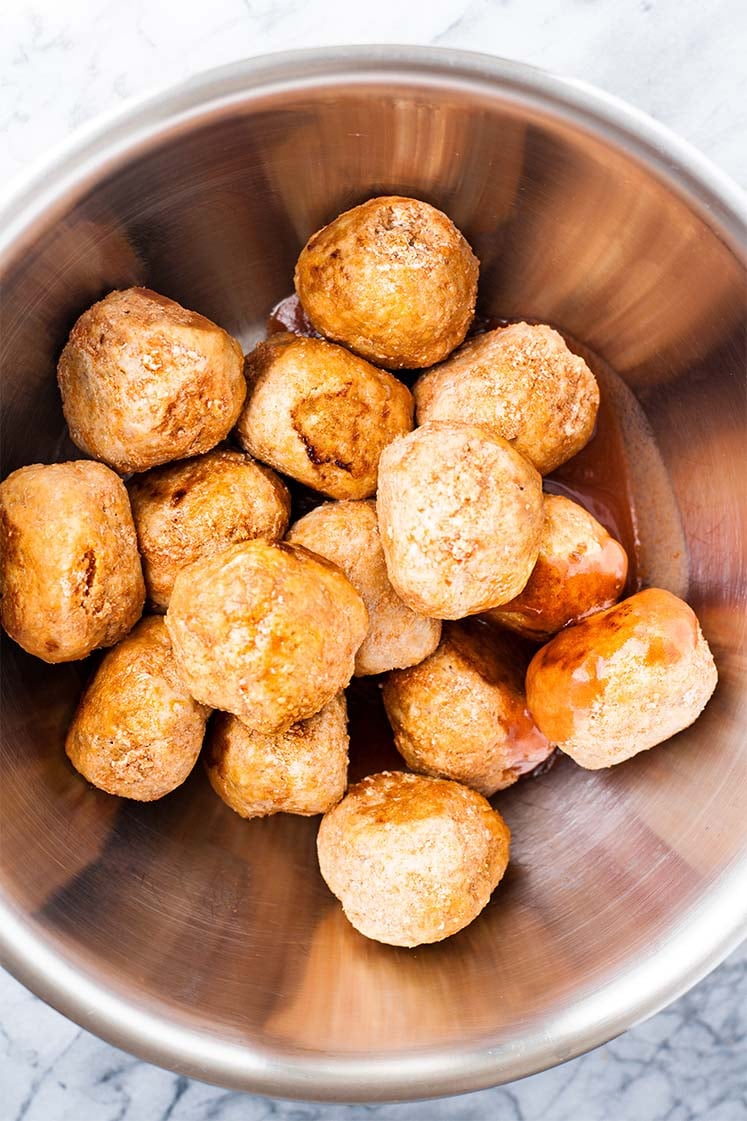 buffalo-chicken-meatballs-in-mixing-bowl