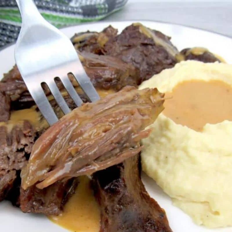 instant-pot-roast-with-mashed-fauxtato