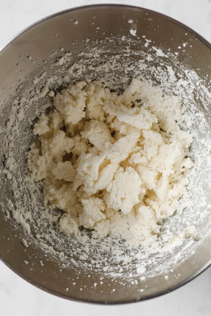 egg white mixture after adding gelatin in a mixing bowl