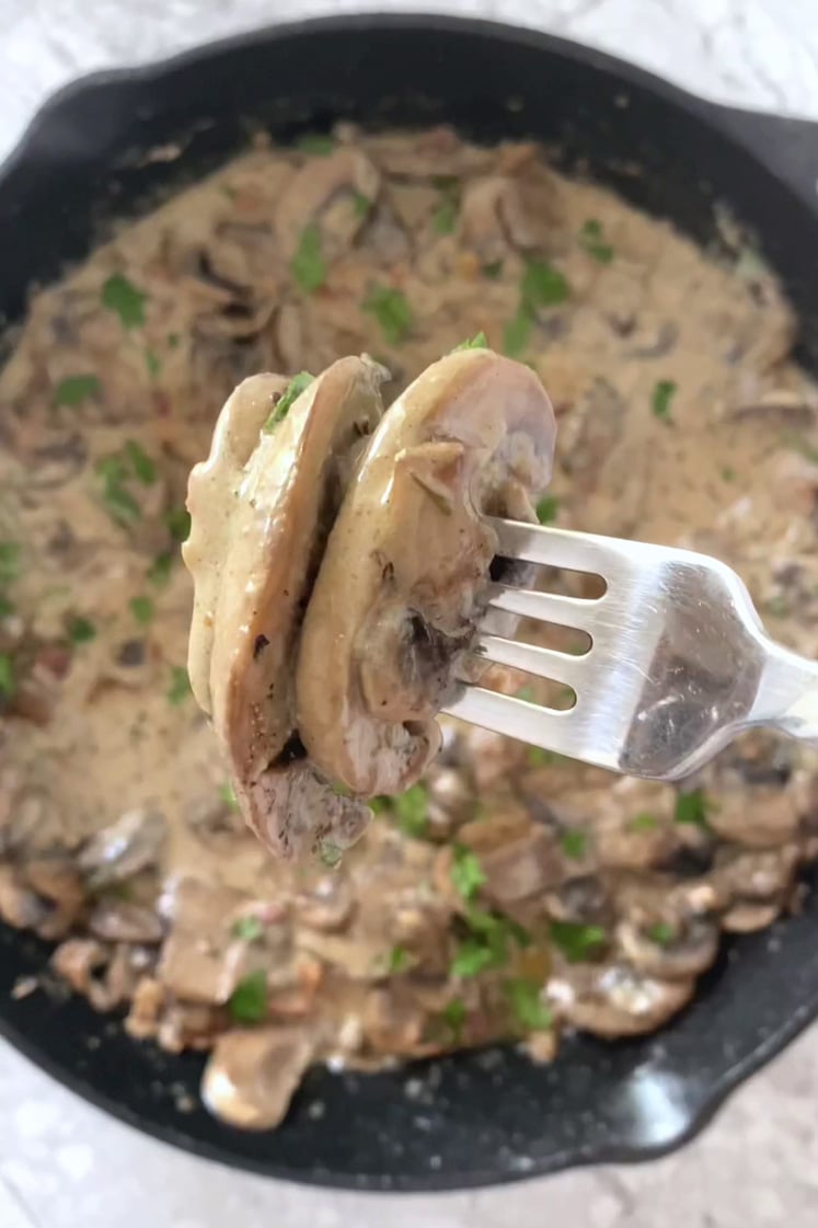 Creamy Mushrooms and Bacon Skillet