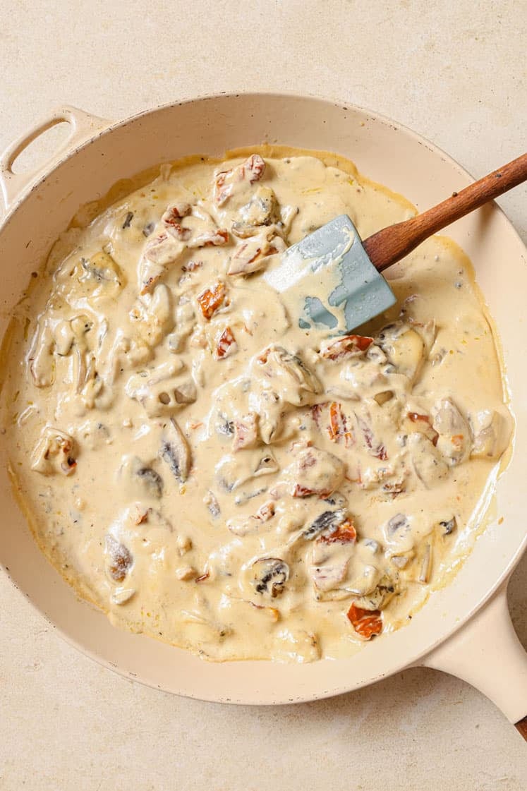 Chicken With Creamy Mushroom Sauce (4)