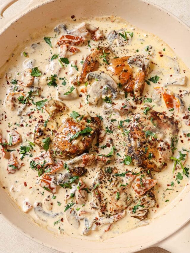 Chicken With Creamy Mushroom Sauce