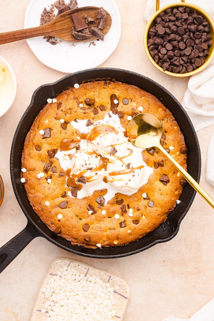 Skillet Chocolate Chip Cookie